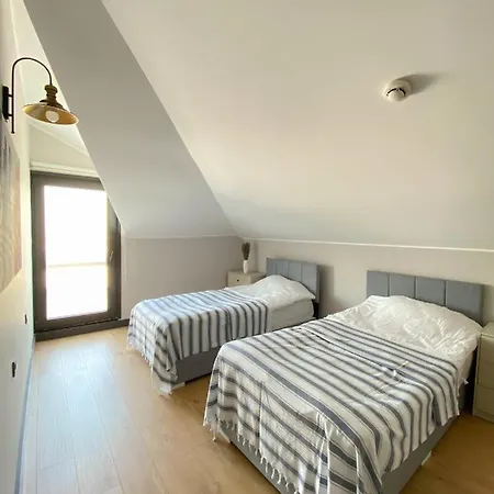 Luxury Duplex With Terrace By Siena Apartment