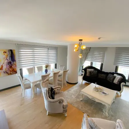 Luxury Duplex With Terrace By Siena Apartman Isztambul
