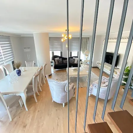 Luxury Duplex With Terrace By Siena شقة اسطنبول